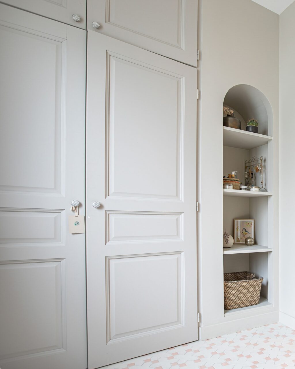 Instagram post from agence.beutter. This post is in position 1.