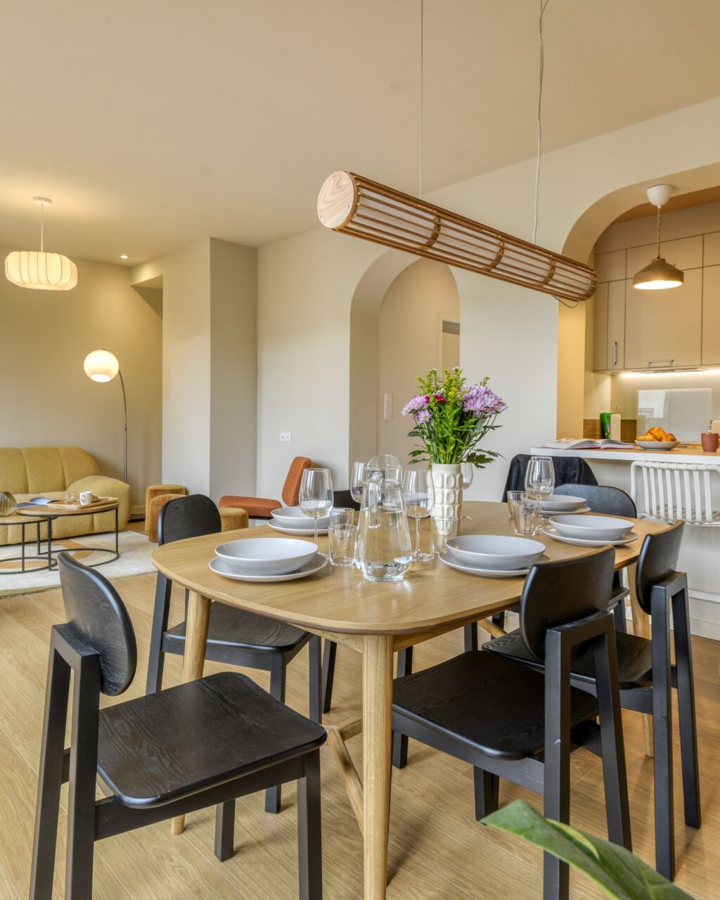 Instagram post from agence.beutter. This post is in position 1.