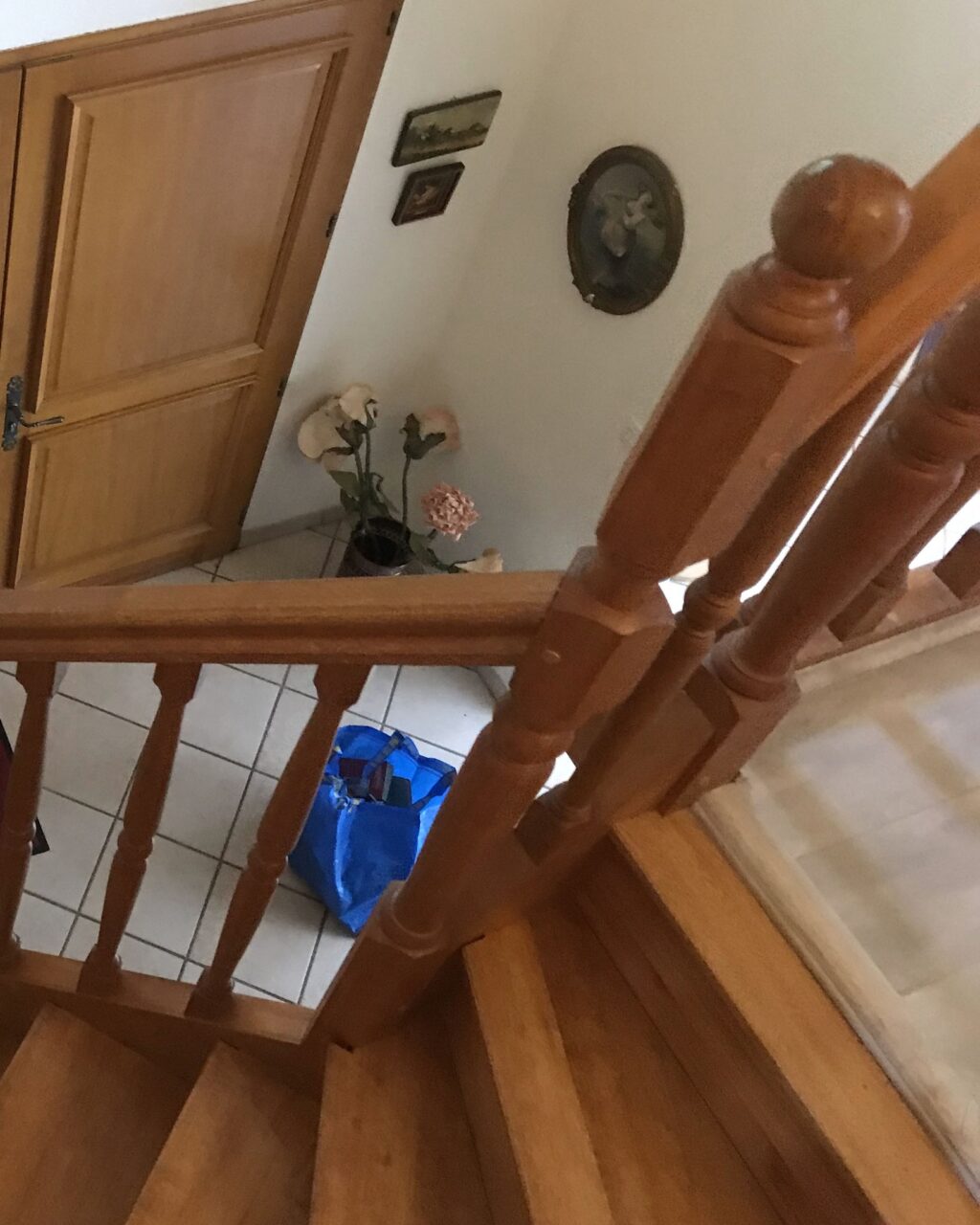 Instagram post from agence.beutter. This post is in position 9.